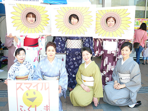 民族衣装文化普及協会<br>日本人の心。大切に。みんなで頑張ってまいります。