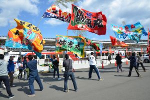 三陸鉄道が全線運行再開　沿線に「希望の汽笛」戻る